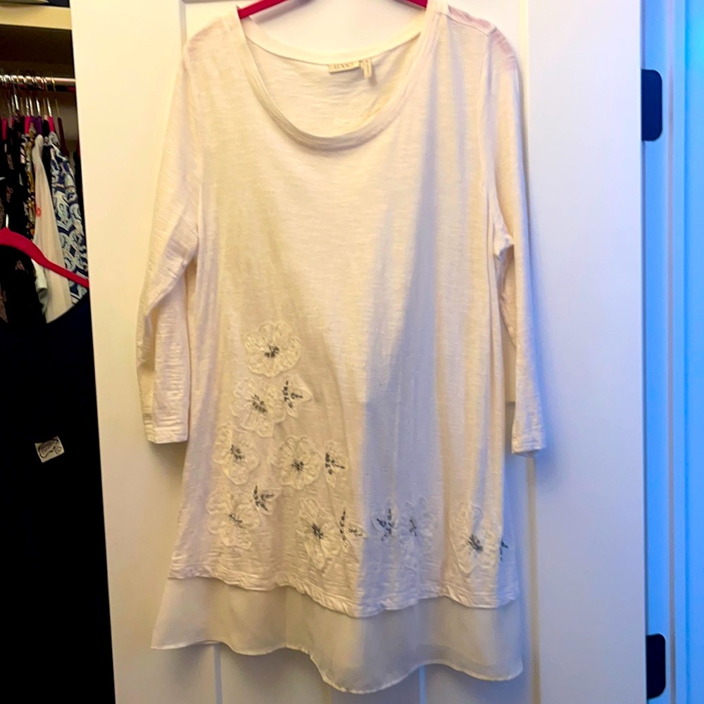 CREAM BEADED DETAIL LOGO TUNIC